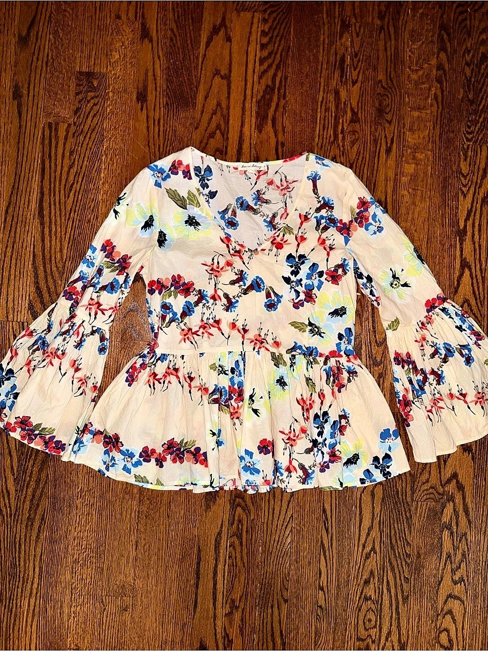 Jane and Delancy Floral Peplum Blouse in Cream & Blue Size Small